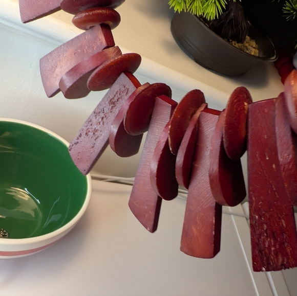 Funky Vintage Wooden Necklace - Picture 2 of 5